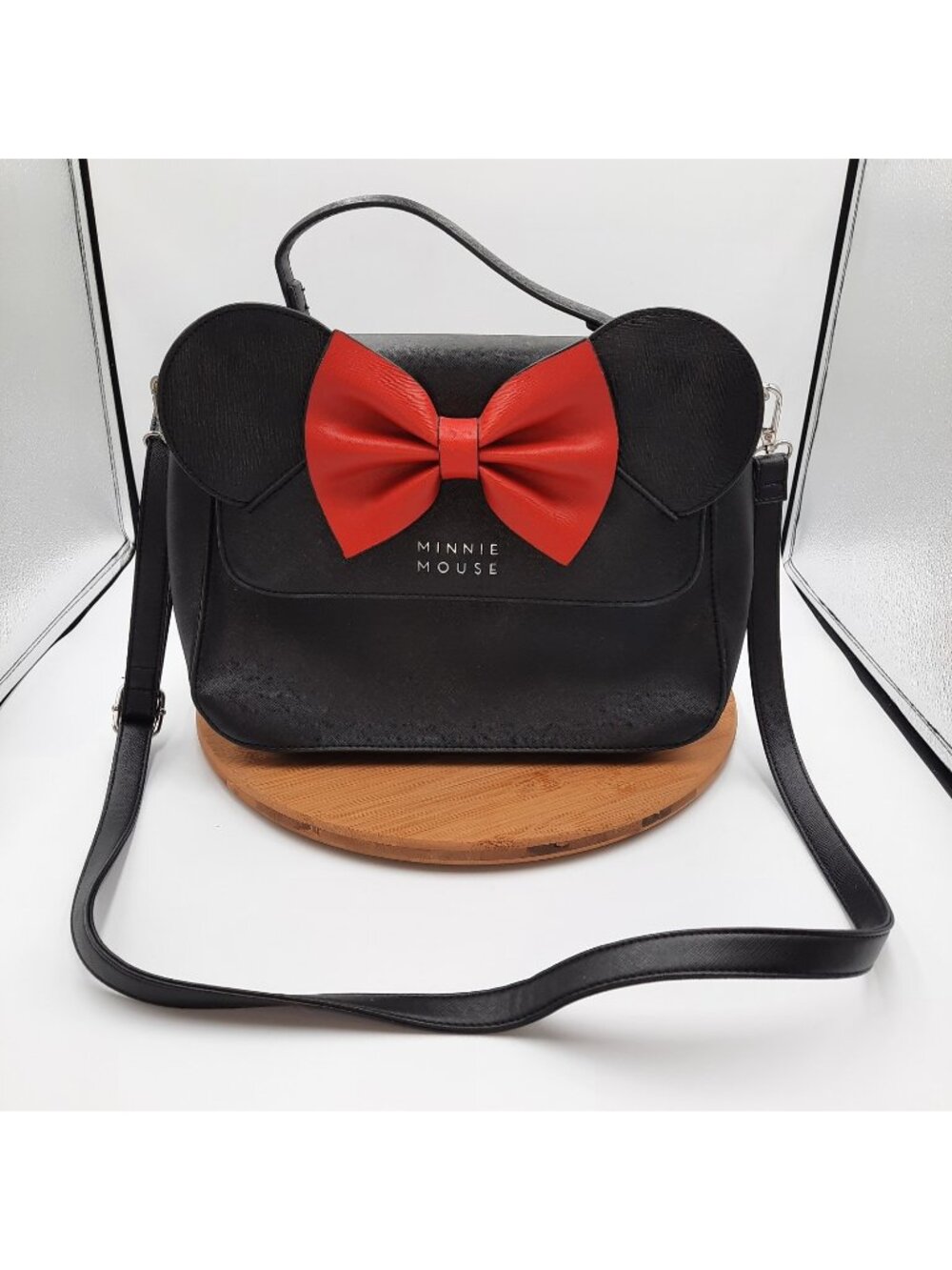 Disney Loungefly Bag Minnie Mouse Ears Crossbody Purse Strap Black Red Bow